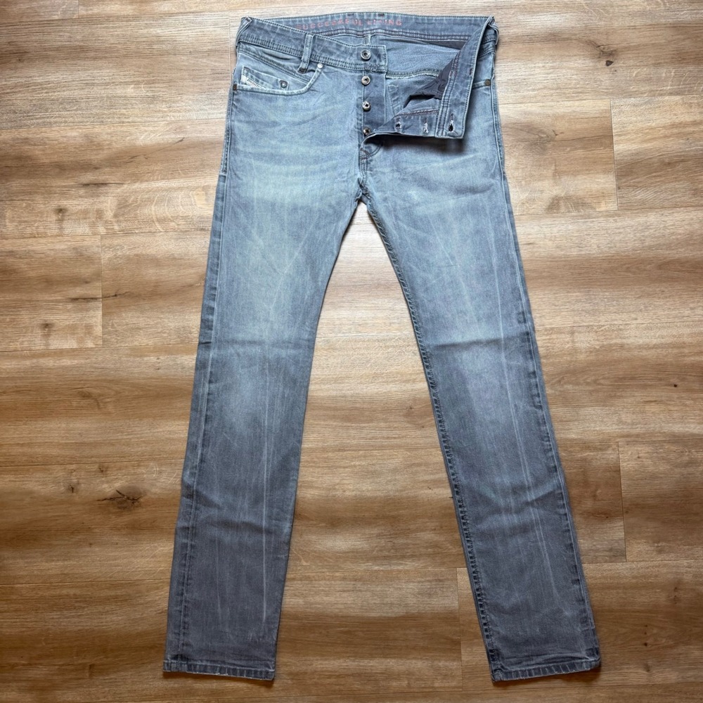 Diesel Iakop Jeans Mens 31x32 Gray Slim Tapered Stretch Button Fly Denim 0803T